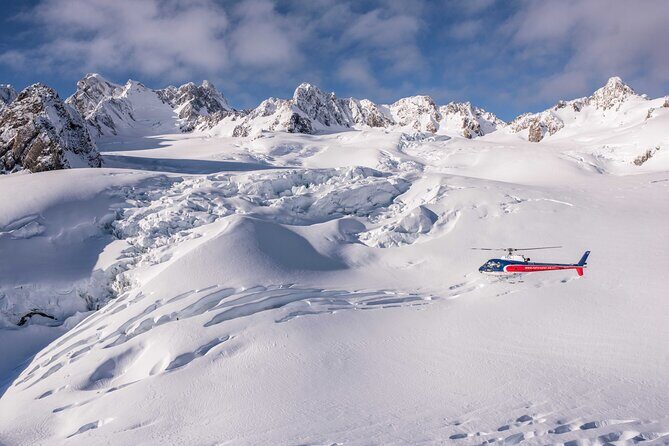 Fox Glacier: Twin Glacier Helicopter Flight with Snow Landing - An Overview of the Fox Glacier Helicopter Experience