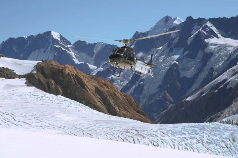 Franz Josef: 30-min Flight Franz Josef & Tasman Glaciers - The Real Value for Travelers