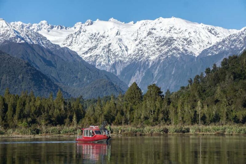 Franz Josef Glacier: 2-Hour Scenic Lake Mapourika Cruise - A Gentle Escape into Nature’s Quiet Corner