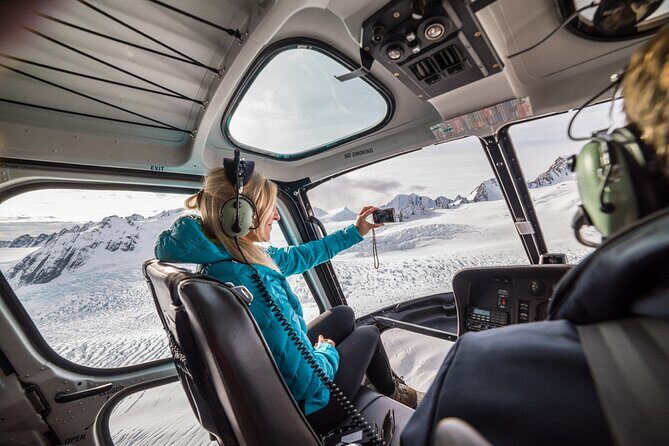Franz Josef: Neve Discoverer Helicopter Flight with snow landing - The Sum Up