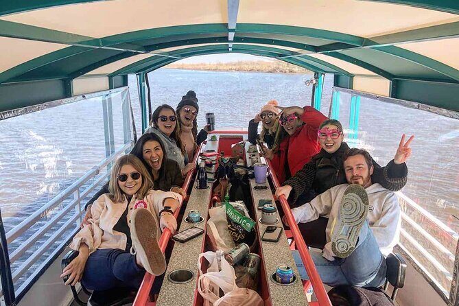 Freaky Tiki Boat Bayou Tour -7 miles from quarter w/ Bathrooms - Key Points