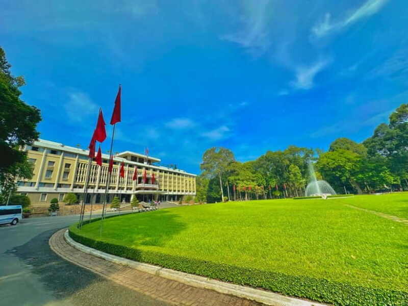 Free E-sim Saigon Instagram Half-Day Tour (Multilingual) - What to Expect from the Tour