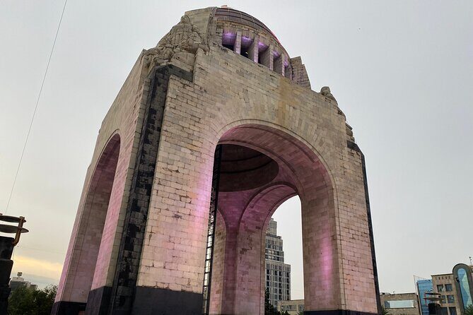 Free Mexico City Centre Tour - End at the Monument to the Revolution