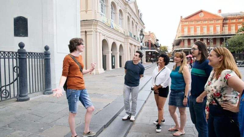 French Quarter: Jackson Square to Bourbon Street Tour - Key Points
