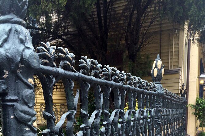 French Quarter Walking Tour With Comp 1850 House Museum Admission - Who Will Love This Tour?