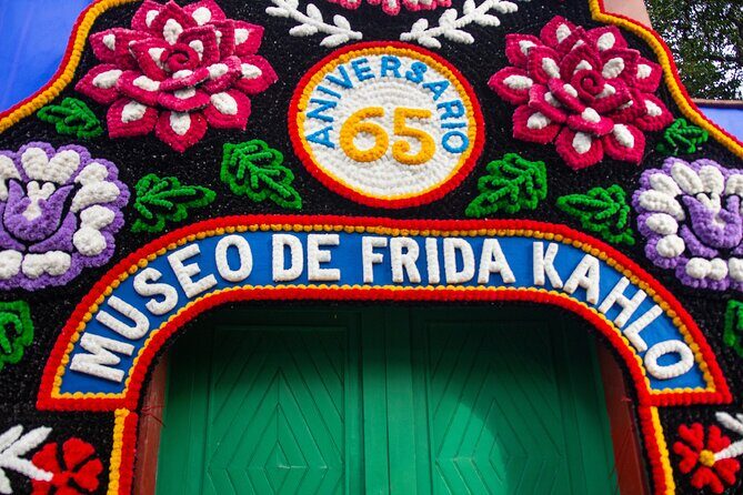 Frida Kahlo Museum with an expert - A Deep Dive into the Experience