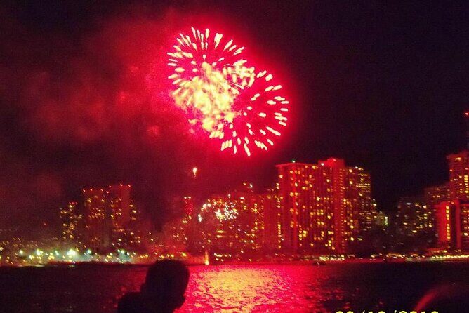 Friday Fireworks Dinner Sail from the Hilton Hawaiian Village - The Sum Up