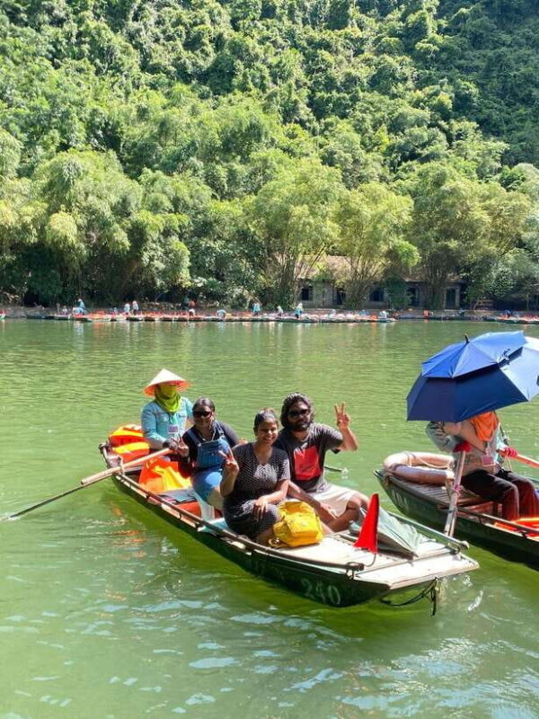 FRIENDLY TRAVEL HOA LU-TRANG AN 1 SMALL GROUP BY LIMOUSINE - Deep Dive into the Itinerary