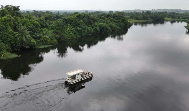 From Accra Shail hills and Lunch in the Boat Cruise Day Tour - Key Points