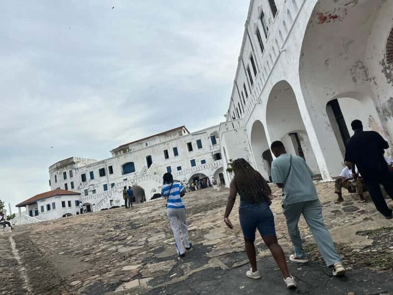 From Accra Two Days Private Tour to Cape Coast with a Guide - Key Points