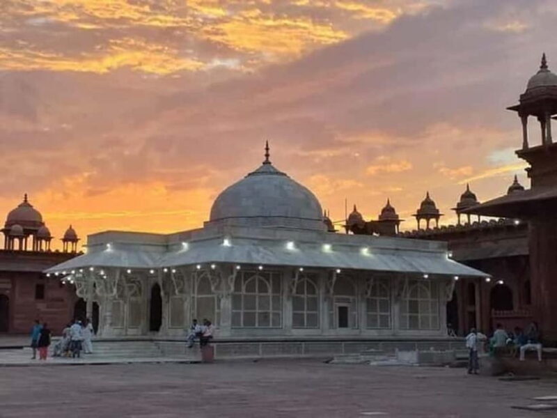 From Agra: Explore Fatehpur Sikri with Sikandra Tomb. - Why Choose This Tour?