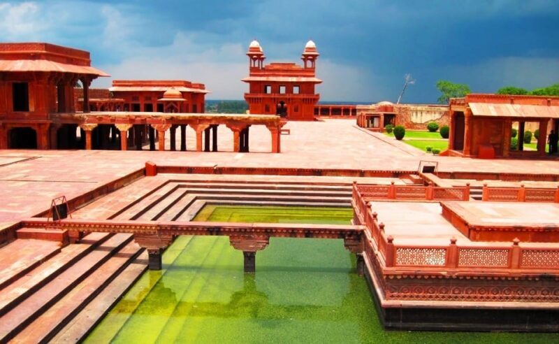 From Agra: Fatehpur Sikri Private Guided Tour by car - An In-Depth Look at the Fatehpur Sikri Experience