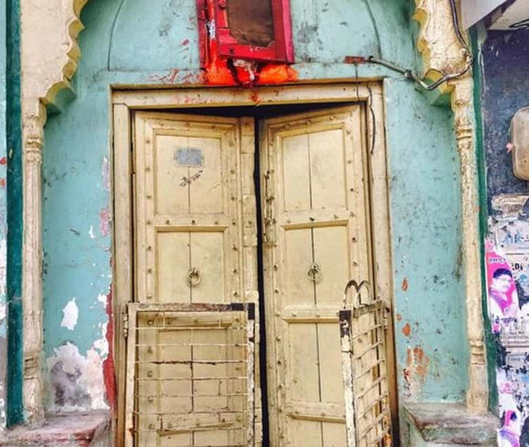 From Agra: Mathura Vrindavan Sightseeing Day Tour - Key Points