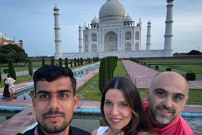 From Agra: Skip-the-Line Taj Mahal & Agra Fort Private Day Tour - Discovering the From Agra: Skip-the-Line Taj Mahal & Agra Fort Private Day Tour