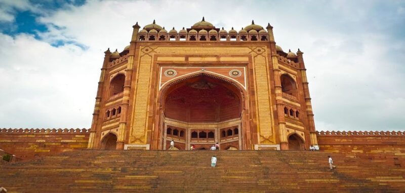 From Agra : Taj Mahal & Agra Tour With Fatehpur Sikri - Visiting the Taj Mahal