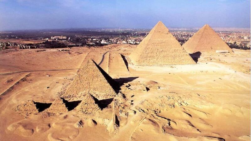 From Alexandria: 2-Day Giza and Cairo Private Guided Tour - Transportation, Guides, and Overall Experience