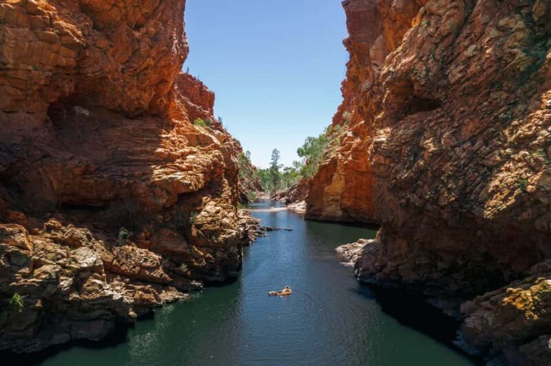 From Alice Springs/Yulara: 4-Day Red Centre 4WD Camping Tour - Day 1: From Alice Springs/Yulara to Uluru