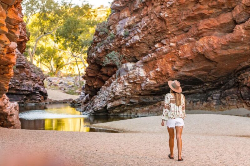 From Alice Springs/Yulara: 4-Day Red Centre 4WD Camping Tour - Value for Money