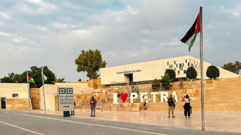 From Amman Visit Petra One Day Private Tour - The Practicalities: What’s Included and What to Bring
