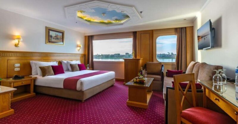 From Aswan: Overnight Nile Cruise to Luxor with Meals - Key Points
