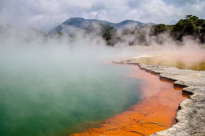 From Auckand: Waiotapu and Polynesian Spa Rotorua Day Tour - The Day in Detail: What You Can Expect