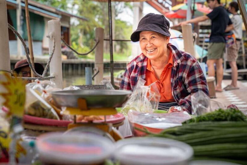 From Bangkok: Railway & Damnoen Saduak Floating Market Tour - The Sum Up: Who Is This Tour For?