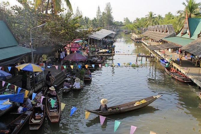 From Bangkok : Thaka Floating Market - A Closer Look at the Itinerary
