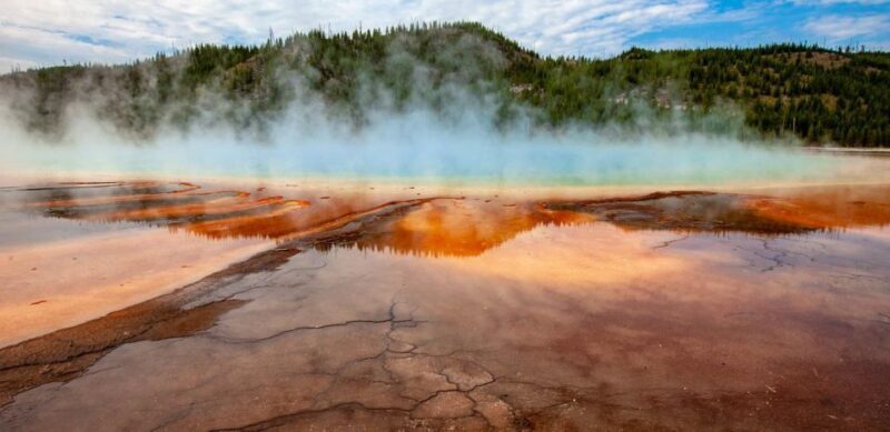 From Bozeman: Exclusive Yellowstone Tour (2 Days & 1 Night) - A Detailed Look at the Yellowstone Experience