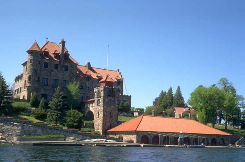 From Brockville: 1000 Islands 2.5-Hour Singer Castle Cruise - A Closer Look at the Tour Experience
