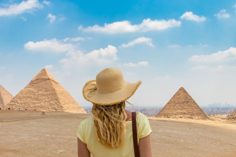 From Cairo: Half-Day Tour to Pyramids of Giza and the Sphinx - Guides: The Heart of the Experience