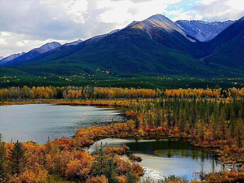 From Calgary: Deep 1 Day Tour in Banff - An In-Depth Look at the Itinerary