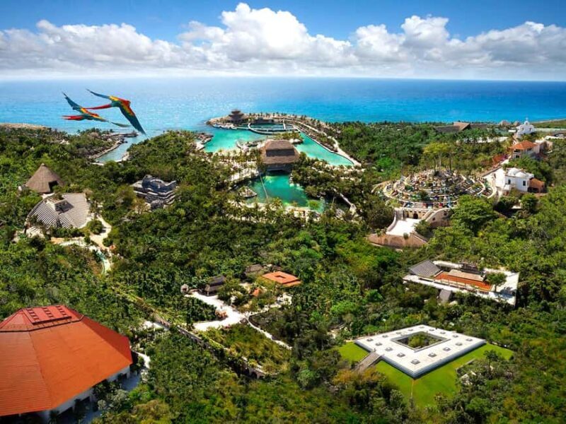 From Cancun: Complete Combo to Xcaret Park! - Key Points
