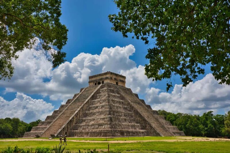 From Cancun: Live an adventure: Chichen Itza, cenote, and Valladolid! - Authentic Mexican Cuisine and Tequila Tasting