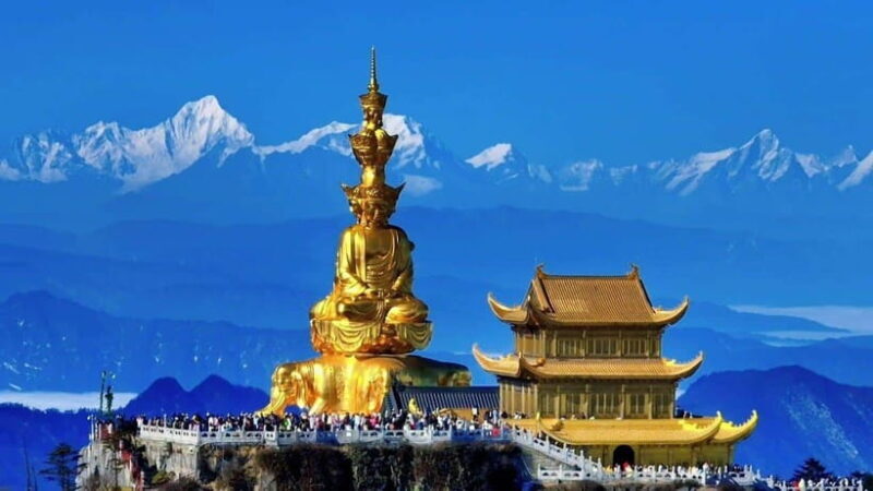 From Chengdu: Mount Emei Day Trip with Golden Summit Visit - The Experience in Detail