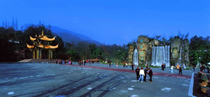 From Chengdu: Mount Emei Day Trip with Golden Summit Visit - Budgeting and Practical Considerations