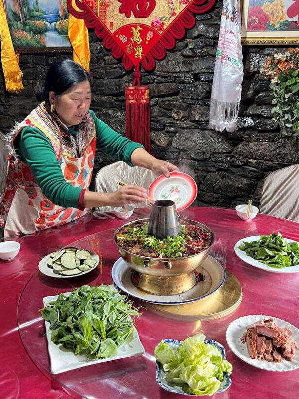 From Chengdu: Tibetan Village Live as a Tibetan Day Tour - An In-Depth Look at the Experience