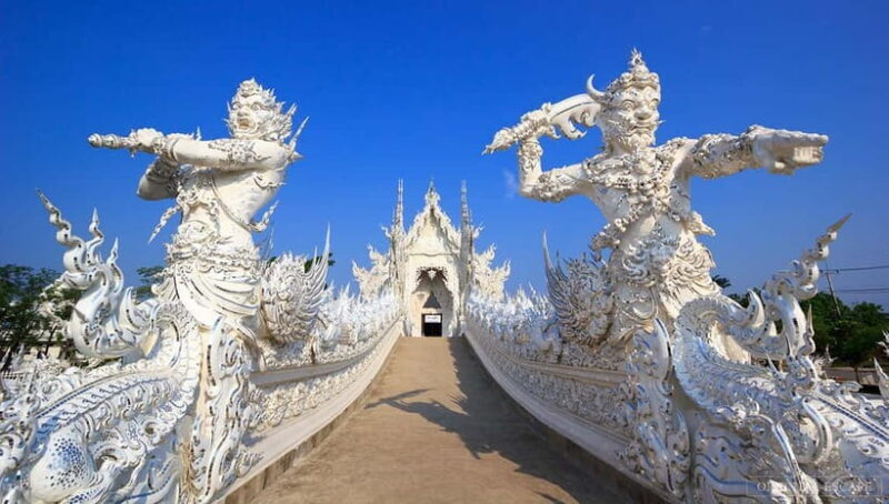 From Chiang Mai : 3 Temples & Golden Triangle with Lunch - FAQ