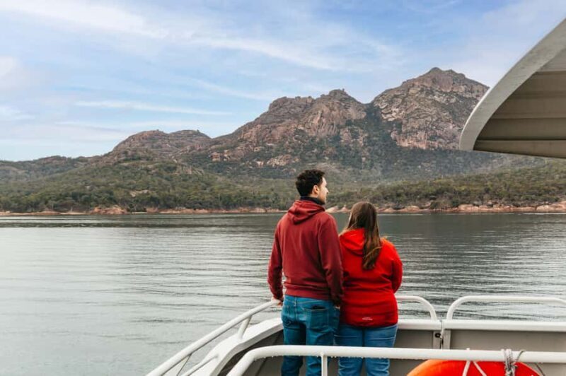 From Coles Bay: Wineglass Bay Cruise with Lunch - Setting the Scene: An Overview of the Experience
