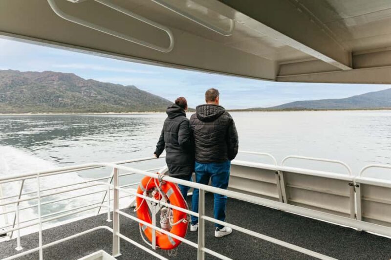 From Coles Bay: Wineglass Bay Cruise with Lunch - Practical Tips for Travelers