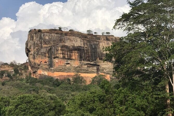 From Colombo to Sigiriya & Dambulla Day Tour - Overview of the Experience