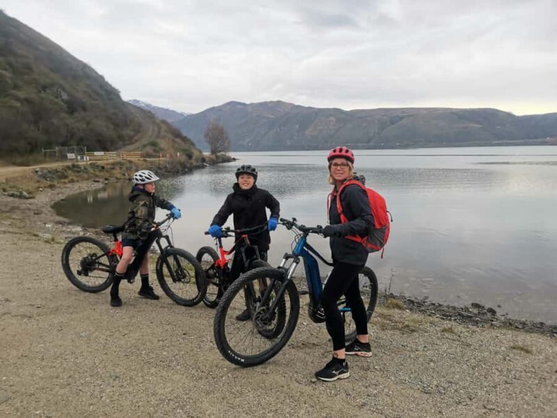 From Cromwell: Lake Dunstan Trail E-Bike Hire & Shuttle - An In-Depth Look at the Lake Dunstan Trail E-Bike Experience