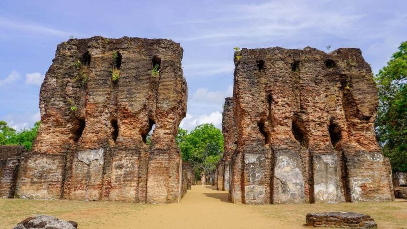 From Dambulla, Sigiriya: Polonnaruwa Tuk Tuk Day Tour - Key Points