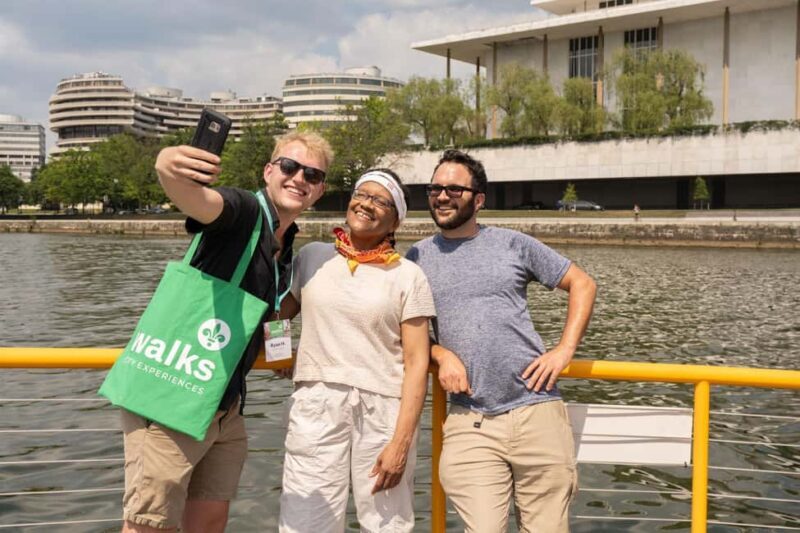 From DC: Old Town Alexandria in a Day with Round Trip Ferry - A Deep Dive into the Alexandria Day Trip