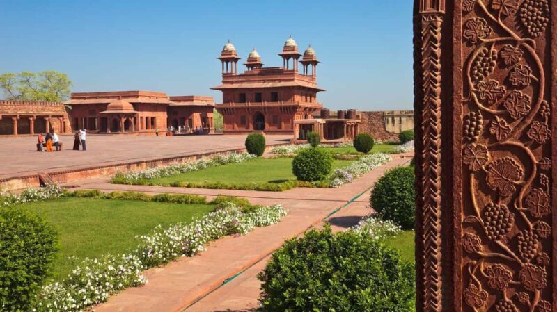 From Delhi: 2-Day Agra Tour W/ Fatehpur Sikri -All Inclusive - Key Points