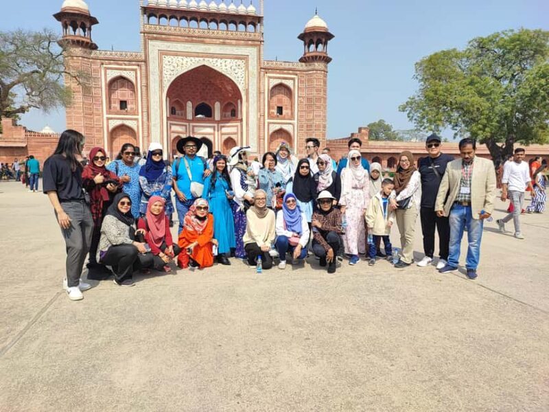 From Delhi: 5* Hotel Meal & Taj Mahal Sunrise Trip by Car - Key Points