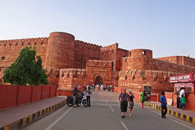 From Delhi/Agra: 1 day Taj Mahal Sunrise Tour With Fatehpur Sikri - What Travelers Love About This Tour