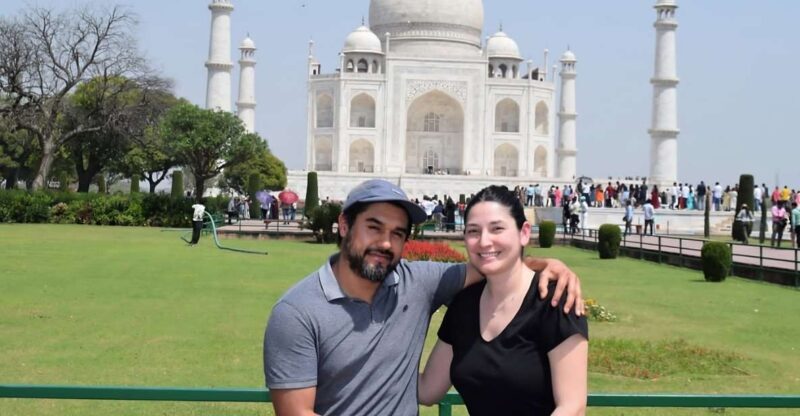 From Delhi: All-Inclusive Taj Mahal Day Tour with transfers - Key Points