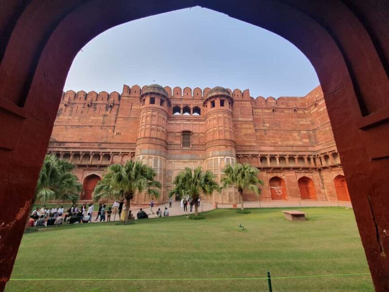 From Delhi: Deluxe Taj Mahal and Agra tour with Luxury Cars - FAQ