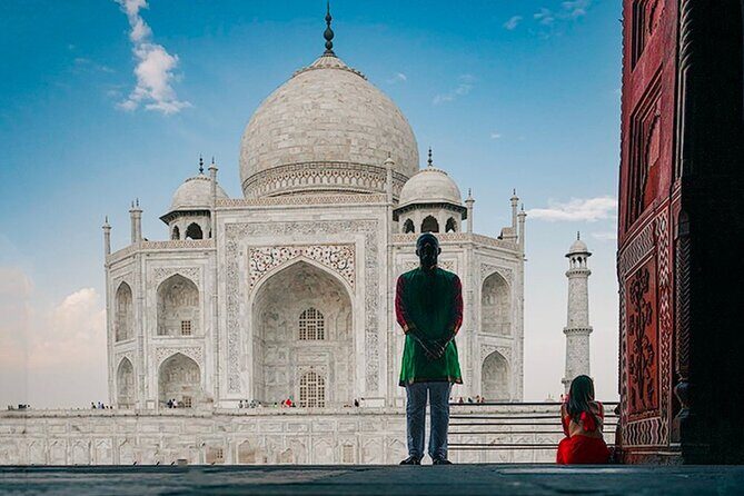 From Delhi :- Full Day Taj Mahal And Agra Fort Tour With 5* Lunch - A Closer Look at the Experience