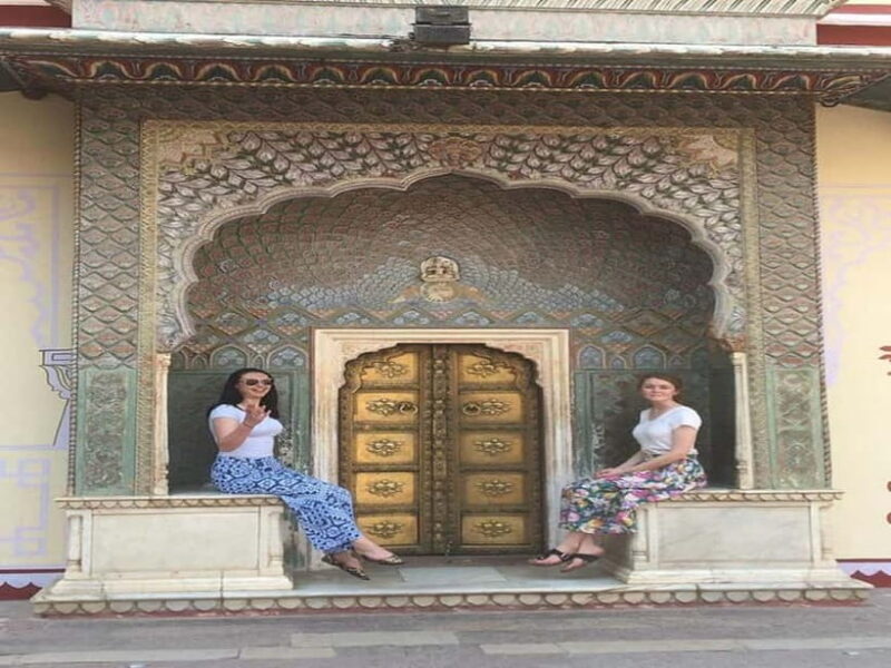 From Delhi: Jaipur Private Guided Day Tour - Authentic Experiences and Traveler Feedback